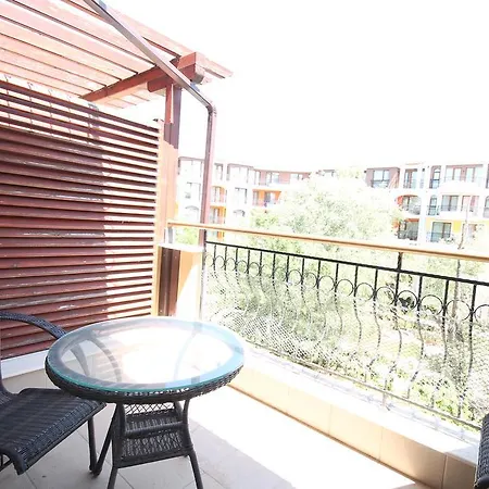 Arendoo In Harmony Suites *